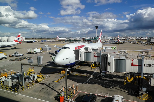 Tony-and-Tanya-Take-off-for-portugal.jpg